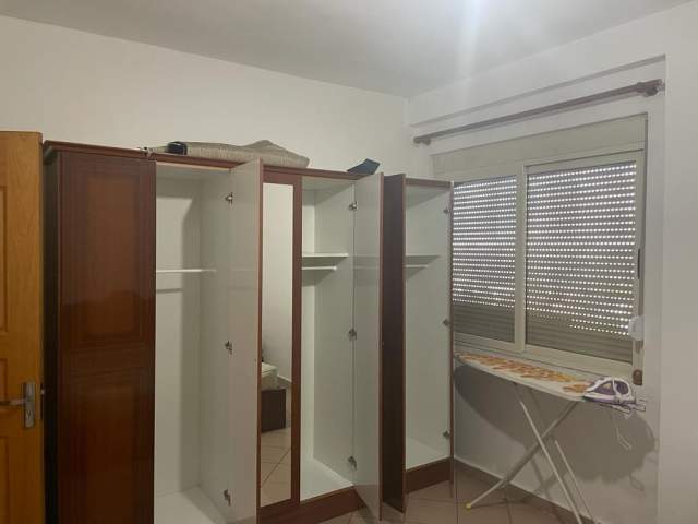 Tirane, jepet me qera apartament 2+1+BLK Kati 4, 100 m² 30.000 Leke (Fresku)