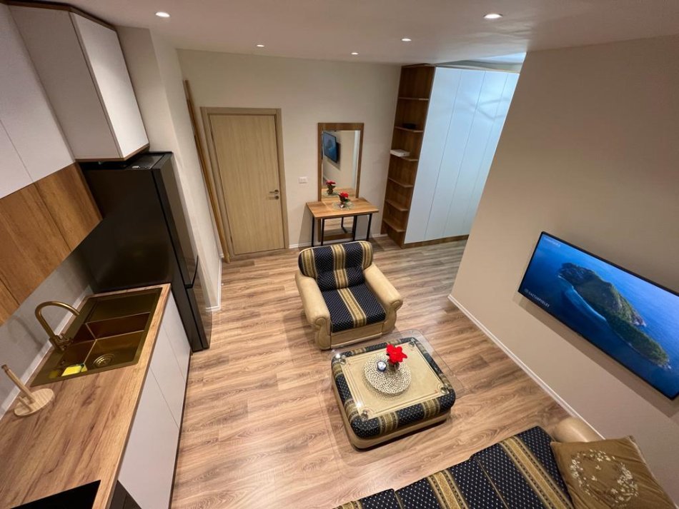 Tirane, shitet apartament 1+1+Ballkon, Kati 10, 65 m² 89,000 € (Rruga Teodor Keko)