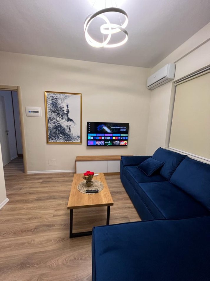 Tirane, shitet apartament 1+1+Ballkon, Kati 10, 47 m² 79,000 € (rruga Tedor Keko)