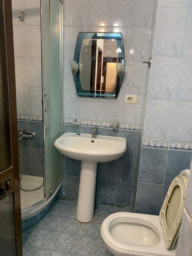 Tirane, jepet me qera apartament 2+1+BLK Kati 2, 122 m² 500 Euro (Hime Kolli)
