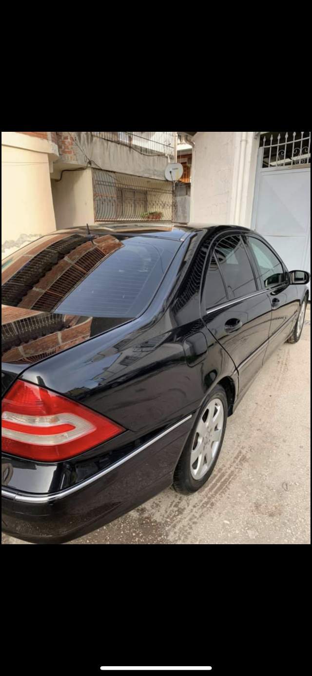 Tirane, shitet makine Mercedes-Benz C 220 Viti 2005, 4.599 Euro