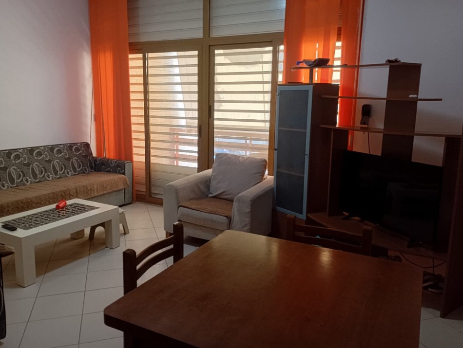 Durres, shitet apartament 2+1 Kati 1, 80 m² 140.000 € (Golem)