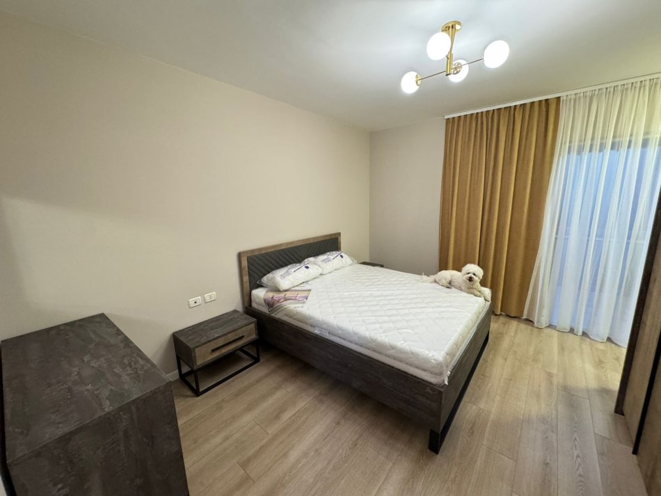 Tirane, jepet me qera apartament 1+1+Ballkon Kati 6, 80 m² 500 € (don bosko)