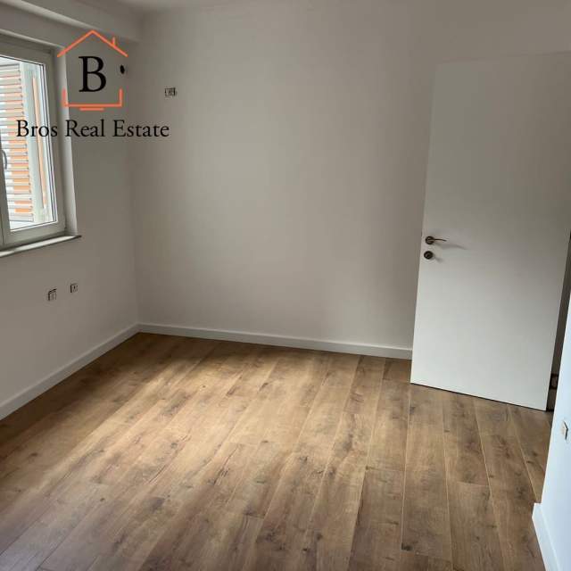Tirane, jepet me qera apartament 2+1+BLK Kati 4, 110 m² 400 Euro (Rruga Jordan Misja,Bulevardi Ri)