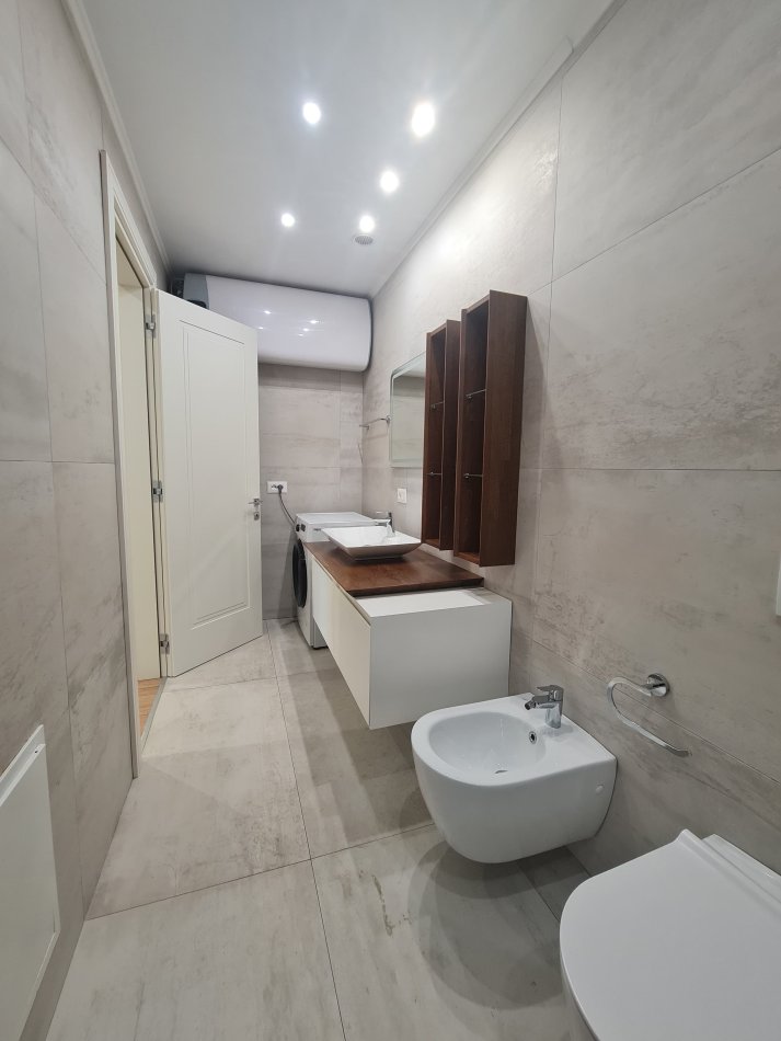 Durres, shitet apartament 2+1+Aneks+Ballkon Kati 2, 130 m² 190.000 € (Shkolla Italiane, Vollga)