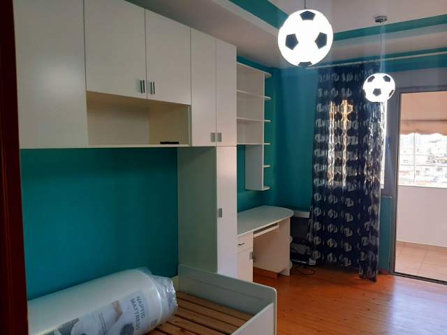 Tirane, jepet me qera apartament 2+1+BLK Kati 5, 101 m² 500 Euro