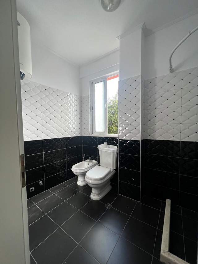 Tirane, shes apartament 2+1+BLK Kati 2, 101 m² 85.000 Euro (FRESKU)