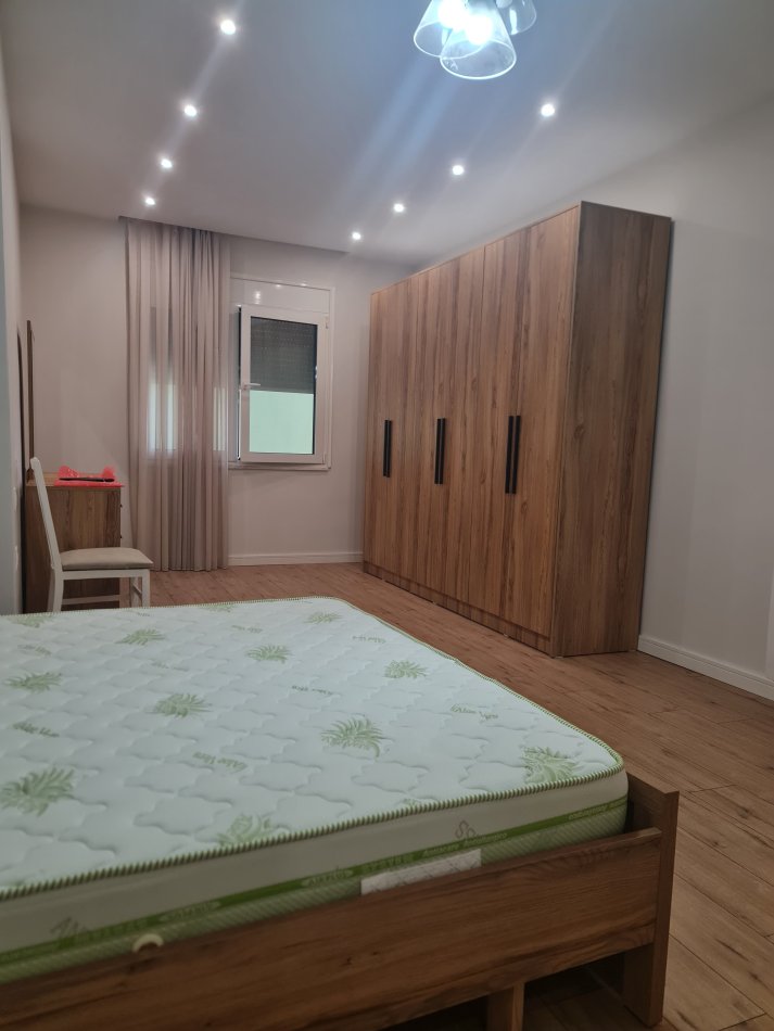 Durres, shitet apartament 2+1+Aneks+Ballkon Kati 2, 130 m² 190.000 € (Shkolla Italiane, Vollga)