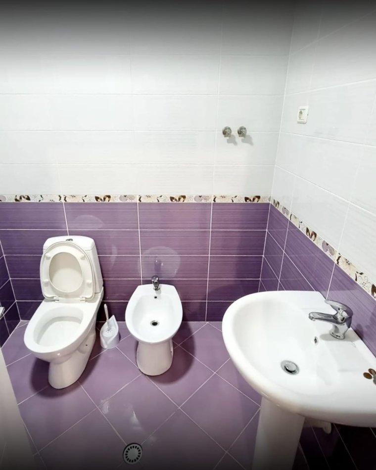 Tirane, jepet me qera apartament 2+1 Kati 5, 120 m² 500 € (rruga Dhaskal Todri)