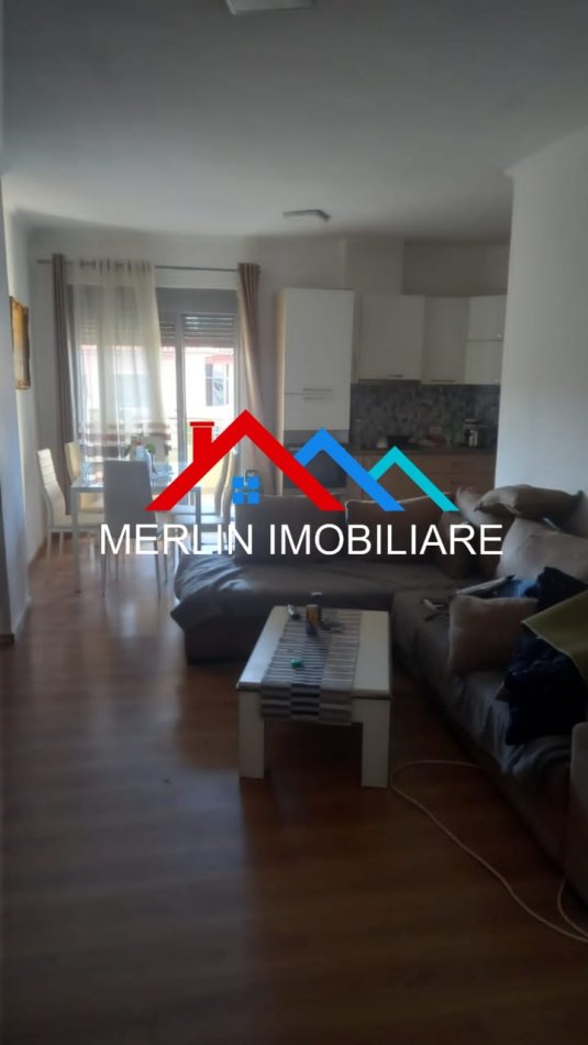 Tirane, jepet me qera apartament 2+1 Kati 3, 88 m² 300 € (AZEM GALIZA,BABRRU)