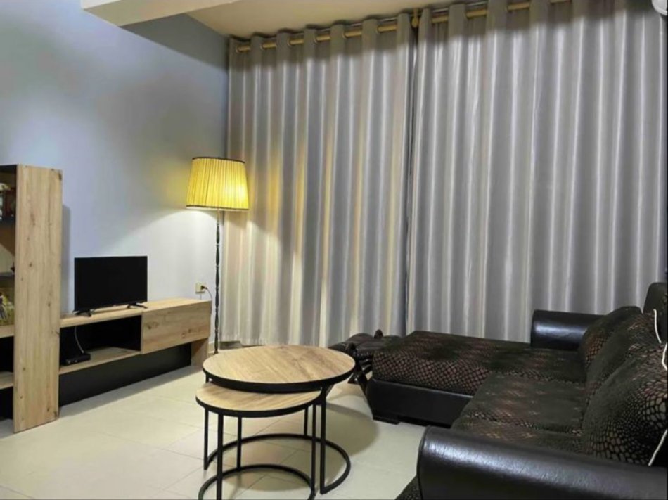 Tirane, jepet me qera apartament 2+1 Kati 3, 86 m² 550 € (Stacioni trenit)