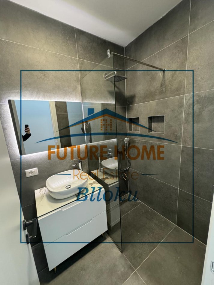 Qira, Apartament 2+1 Liqeni Thate, Tirane