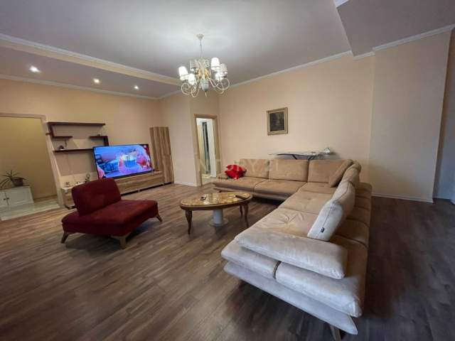 Tirane, shitet apartament 2+1+BLK Kati 1, 150 m² 160.000 Euro (liqeni i thate)