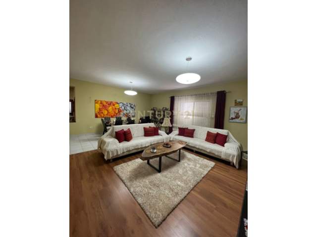 Tirane, shitet Vile 5+1+BLK Kati 0, 660 m² 448.000 Euro (Rruga Elbasanit)