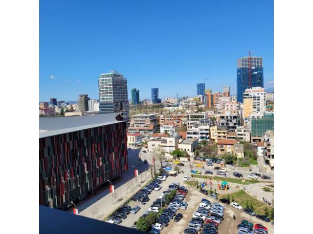 Tirane, jepet me qera zyre Kati 12, 241 m² 2.600 Euro (ambasador 3)