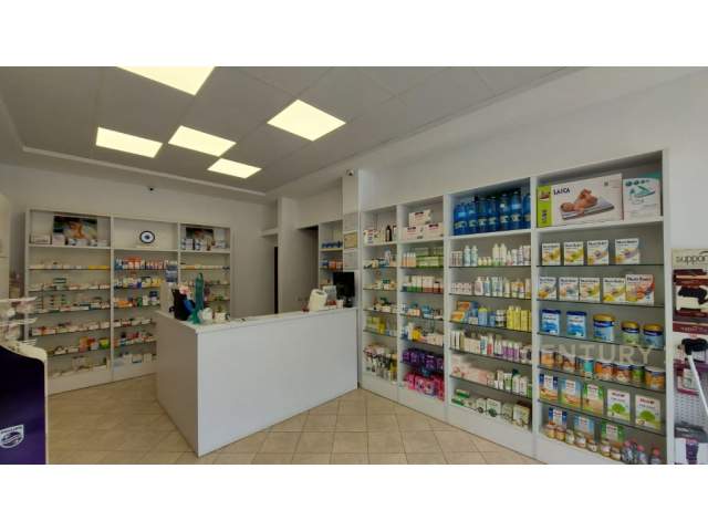 Tirane, jepet me qera ambjent biznesi Kati 0, 55 m² 700 Euro (Don Bosko)