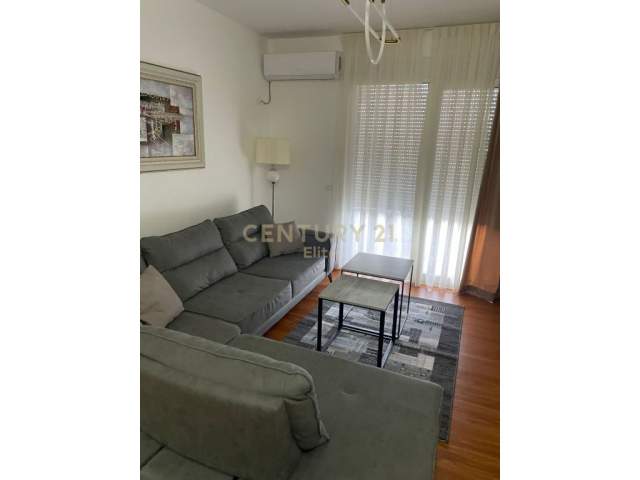 Tirane, jepet me qera apartament 2+1+A+BLK Kati 6, 114 m² 600 Euro (21 Dhjetori)