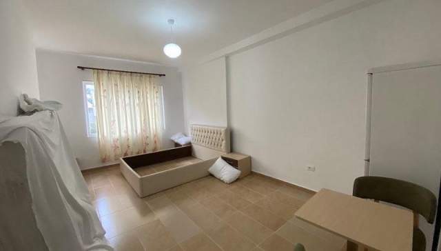 Vlore, shitet apartament 1+1 Kati 2, 70 m² 56.000 Euro (Lungomare)