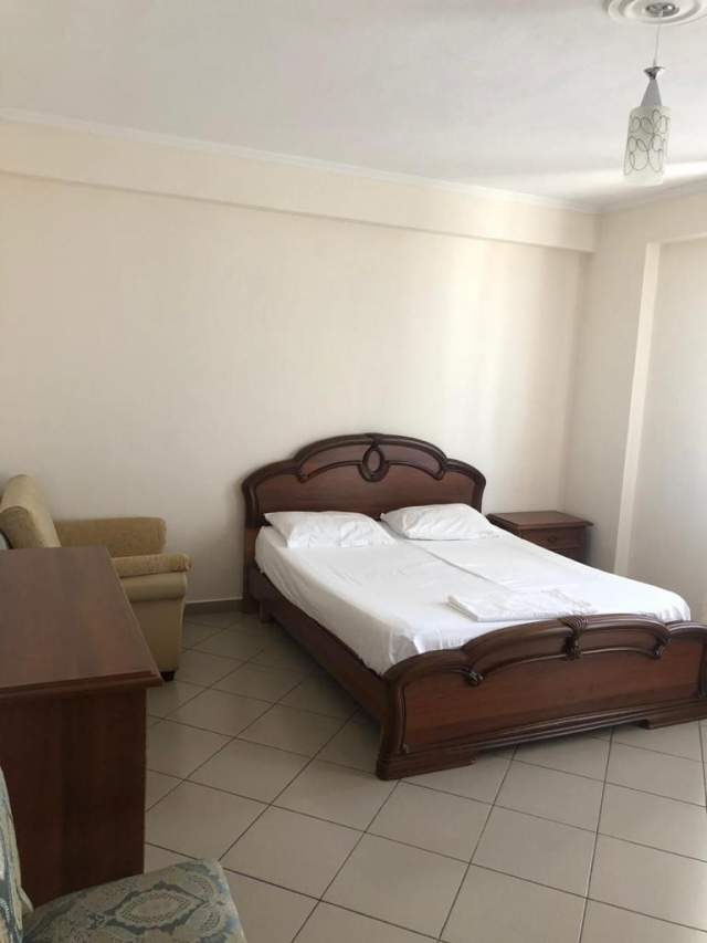 Tirane, jepet me qera apartament 2+1+BLK Kati 7, 110 m² 550 Euro (21 Dhjetori)