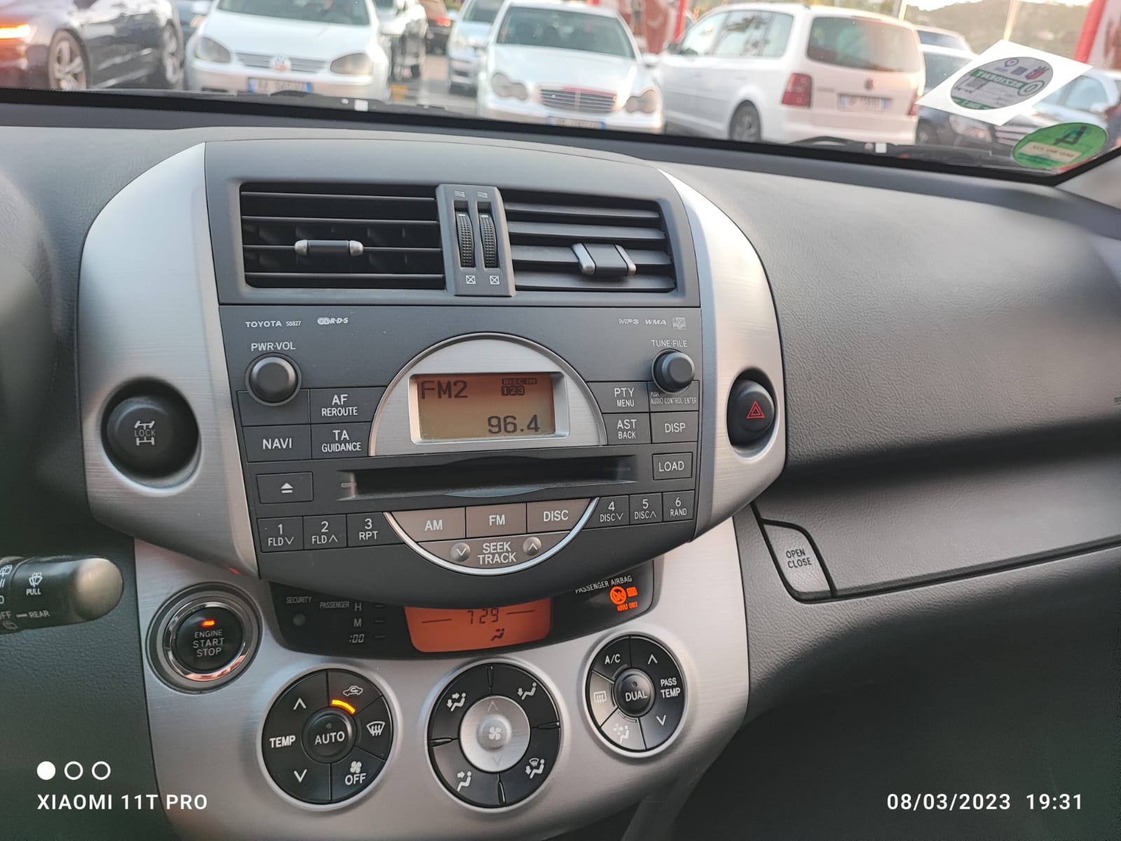 Toyota RAW 4 EXTRA FULL OPTION