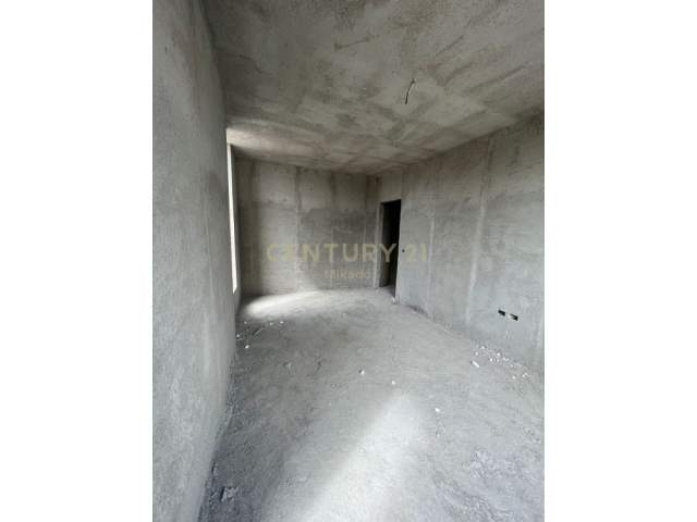 Tirane, shitet apartament 2+1+A+BLK Kati 8, 105 m² 105.000 Euro (Ish Fusha Aviacionit)