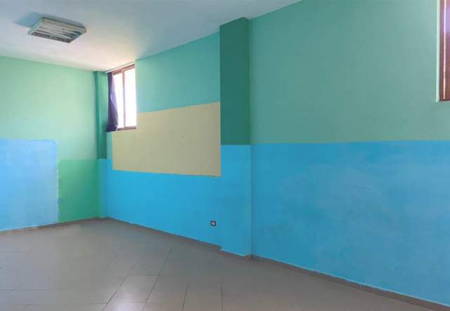 Elbasan, jepet me qera zyre 160 m² 80.000 Leke