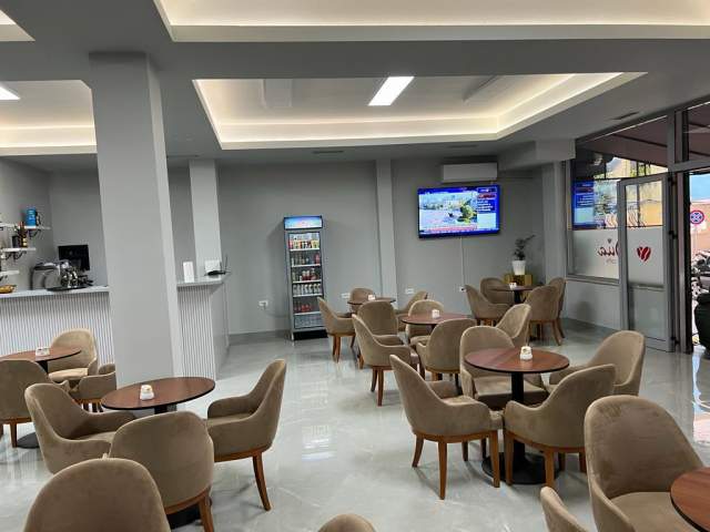 Tirane, shes ambjent biznesi Kati 0, 121 m² 280.000 Euro (Zogu u Zi)