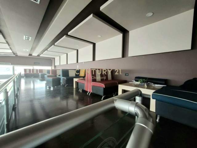 Tirane, shitet dyqan Kati 0, 80 m² 310.000 Euro (Kompleksi Delijorgji)