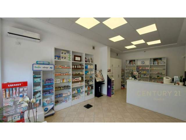 Tirane, jepet me qera ambjent biznesi Kati 0, 55 m² 700 Euro (Don Bosko)
