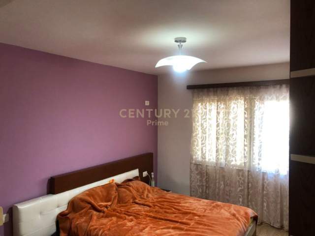 Tirane, shitet apartament 2+1+A+BLK Kati 4, 75 m² 78.000 Euro (Xhamlliku)