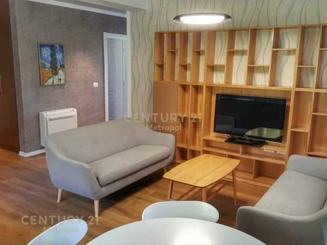 Tirane, jepet me qera apartament 1+1+A+BLK Kati 2, 75 m² 600 Euro (Qendra Tregetare TEG)