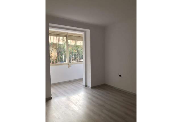 Tirane, shitet apartament Kati 1, 63 m² 118.000 Euro (Rruga Muhamet Gjollesha)