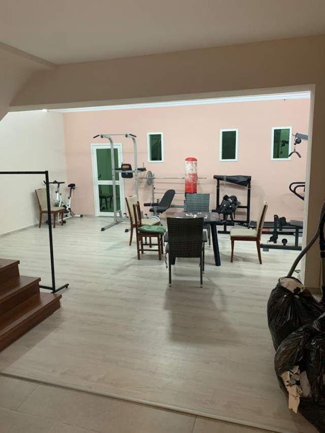 Tirane, jepet me qera apartament 2 Katshe Kati 0, 341 m² 2.500 Euro (Sauk)