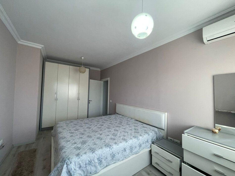 Tirane, jepet me qera apartament 2+1 Kati 8, 100 m² 500 € (rruga loni ligori)