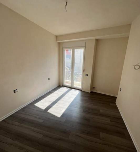Korce, shitet apartament 2+1+BLK Kati 2, 115 m² 92.000 Euro (Pazari i Vjeter, Korce)