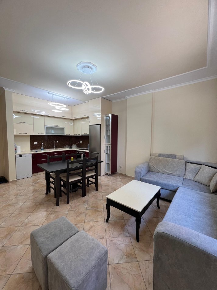 Fier, shitet apartament 2+1 Kati 2, 98 m² 92.000 € (RR Jani Bakalli)