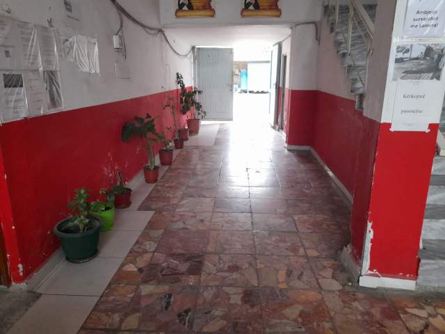 Tirane, jepet me qera ambjent biznesi 2.200 m² 5.100 Euro (Siri kodra)