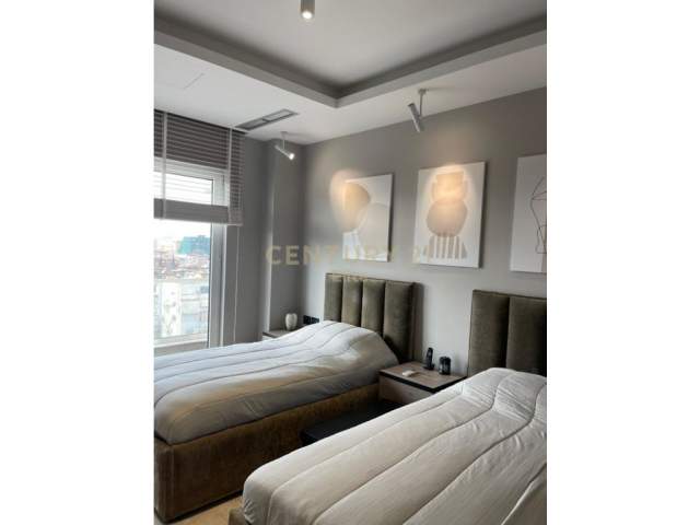 Tirane, shitet apartament 2+1+BLK Kati 7, 160 m² 318.000 Euro (Drejtoria e Policise)