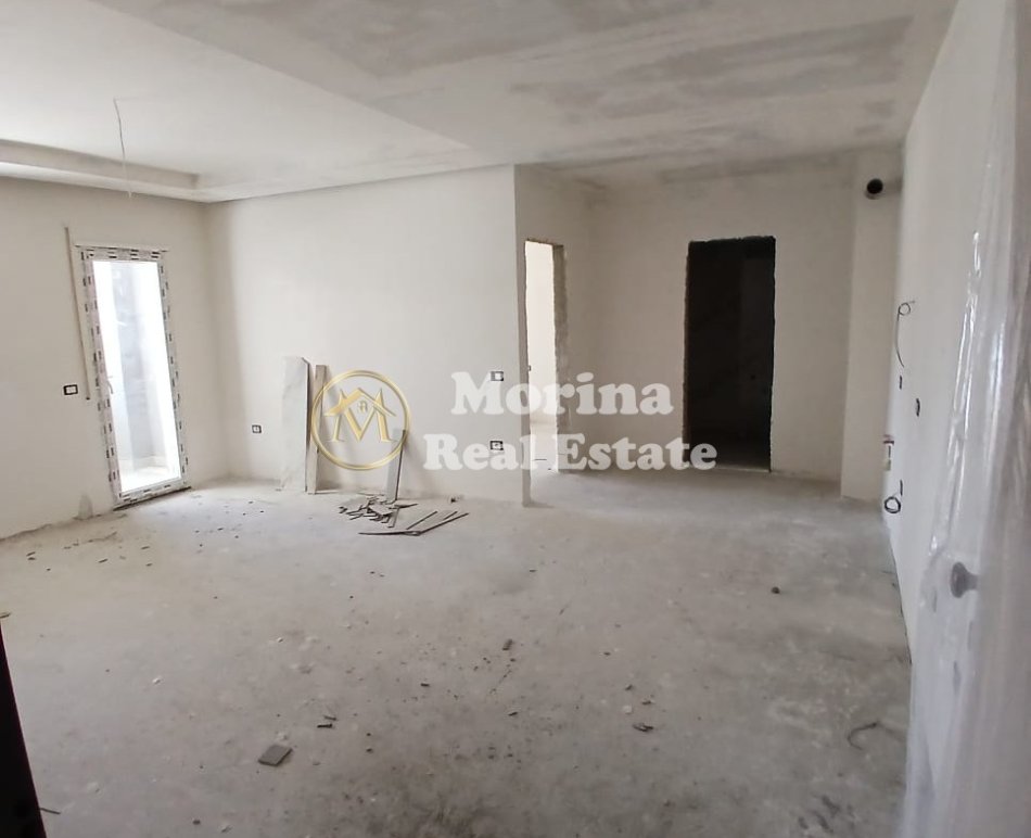 Tirane, shitet apartament 1+1 Kati 2, 73 m² 117.000 € (Laprake)