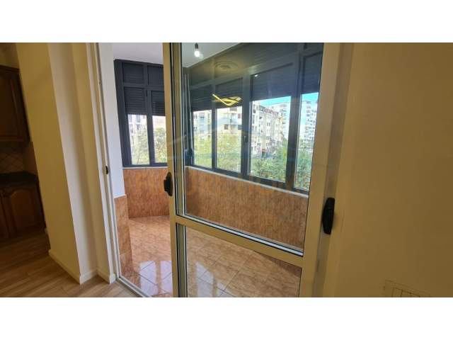 Tirane, shitet apartament 2+1+BLK Kati 3, 111 m² 128.500 Euro (DON BOSCO)