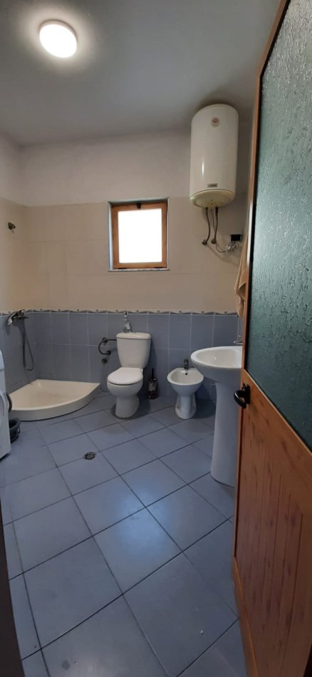 Qera, Vilë, Mjull Bathore, - 2000€ | 500 m²