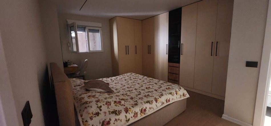 Tirane, shitet apartament 2+1 Kati 0, 97 m² 135.000 € (Prane Komisariatit nr. 4, Tirane)