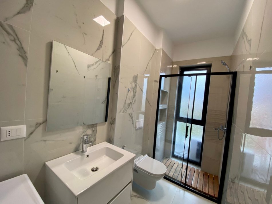 Qira Apartament 1+1+BLK “Farmacia 10, QSUT”, Tiranë.