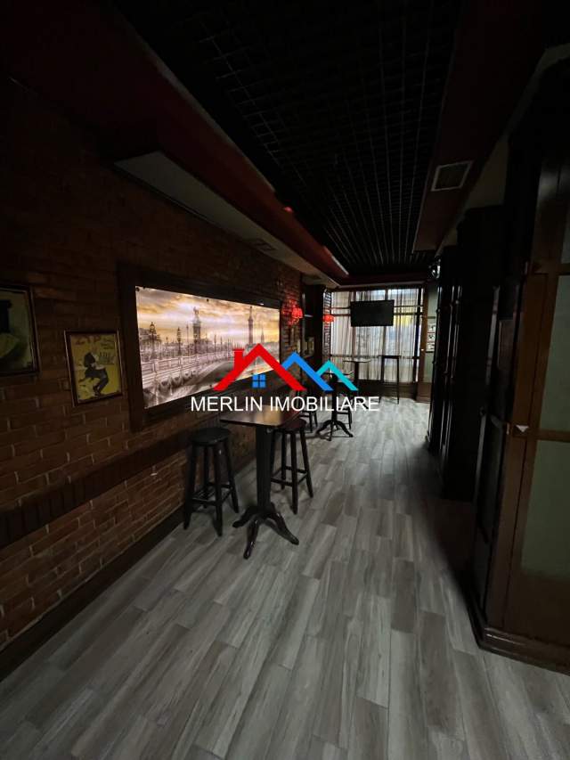 Tirane, shitet lokal kati -1, 135 m² 250.000 euro (BULEVARDI ZOGU I PARE)