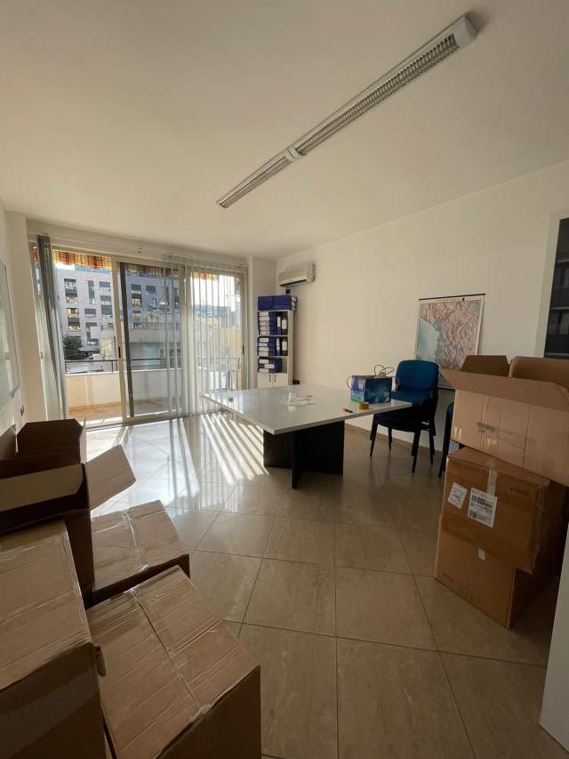 Tirane, jepet me qera apartament Kati 3, 130 m² 1.000 Euro (E Elbasanit)