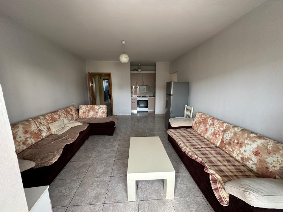 Tirane, shitet apartament 3+1+Ballkon Kati 3, 98 m² 178.000 € (rruga ifran tomin)