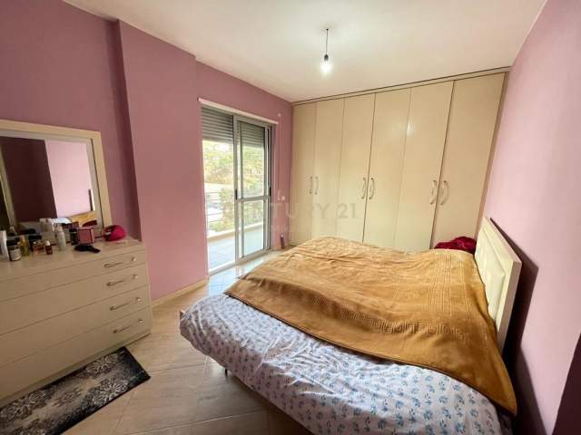 Tirane, shitet apartament 2+1+A+BLK Kati 4, 165 m² 120.000 Euro (Fresku)