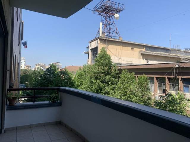Tirane, shitet apartament 2+1 Kati 3, 136 m² 310.000 Euro (Papa Gjon Pali 2)
