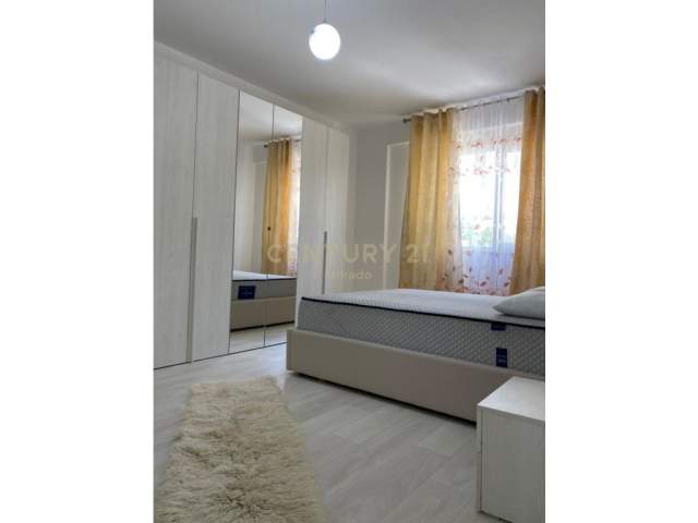 Tirane, jepet me qera apartament 2+1+A+BLK Kati 2, 101 m² 550 Euro (Liqeni i Thate)