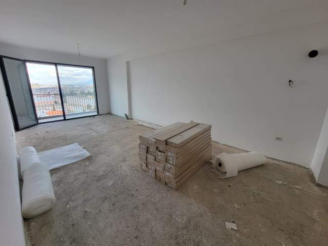Tirane, shitet 2+1 Kati 9, 112 m² 135.000 Euro (Kongresi Manastirit,  tek Kompleksi ASL)